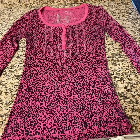 Kirra juniors medium ribbed long sleeve top. - Picture 1 of 3